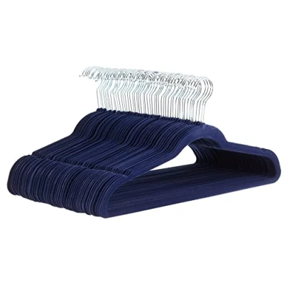 Afbeelding van Amazon Basics Slanke, fluwelen, antislip kledinghangers voor pakken, marinelauw/zilver, 50 stuks