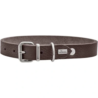 Afbeelding van HUNTER Hondenhalsband Grenada van leer, kleur: donkerbruin, handgemaakt in Duitsland, voor training en dagelijks gebruik, robuust, comfortabel, eenvoudig, elegant design, maat: 32, omtrek: 24 28 cm
