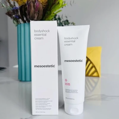 Afbeelding van Mesoestetic Bodyshock® Essential Cream 250 ml vermindert het ontstaan van striae