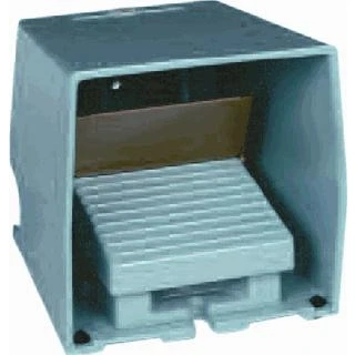 Afbeelding van Schneider Electric Voetschakelaar 1NC+1NO blauw enkeltraps, UPS accessoires
