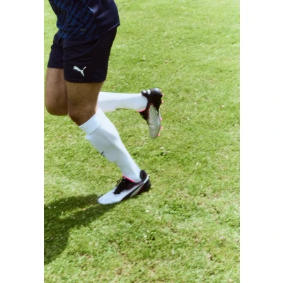 Afbeelding van KING ULTIMATE FG/AG voetbalschoenen, Zwart/Zilver, Maat 45 PUMA