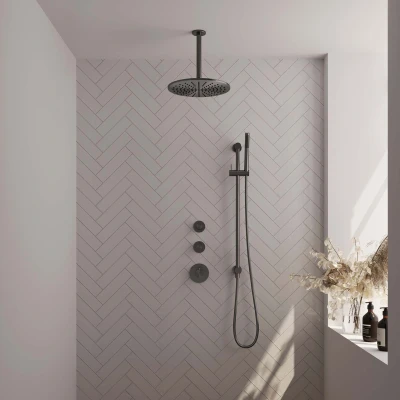 Afbeelding van Brauer Gunmetal Edition Regendoucheset inbouw hoofddouche 30cm plafondarm 20cm 3 gladde knoppen handdouche staaf 1 stand PVD geborsteld