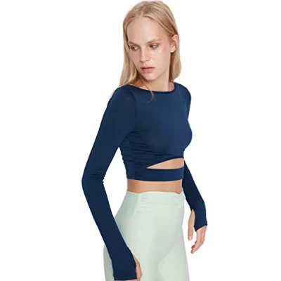 Afbeelding van Trendyol Donker Marineblauw Crop Venster/Uitgesneden En Duimgatdetail Gebreide Sporttop/Blouse Twoaw21Bz0156