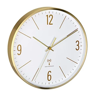 Afbeelding van TFA Dostmann analoge radiografische wandlok, 60.3534.53, rustig loopwerk &quot;Sweep&quot;, grote wijzerplaat, goudkleurig metalen frame, met secondewijzer, modern design, glazen afdekking, 30 cm