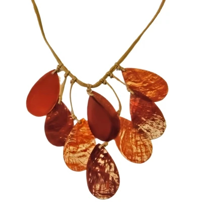 Afbeelding van Behave Ketting van touw met schelpen hangers