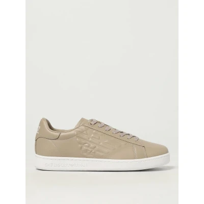 Afbeelding van Leather Low Top Sneakers with Lace Up Closure and Rubber Sole
