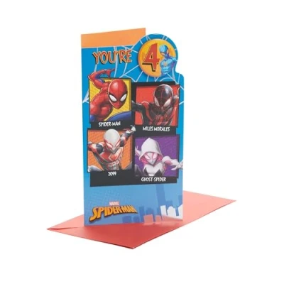 Afbeelding van UK Greetings Marvel 4e verjaardagskaart voor hem/jongen met envelop badgeontwerp Spider Man, 121 mm x 229