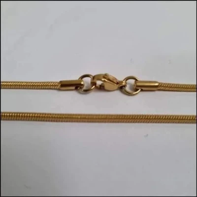 Afbeelding van Slangenketting goudkleurig 316L staal 75 cm 2 mm