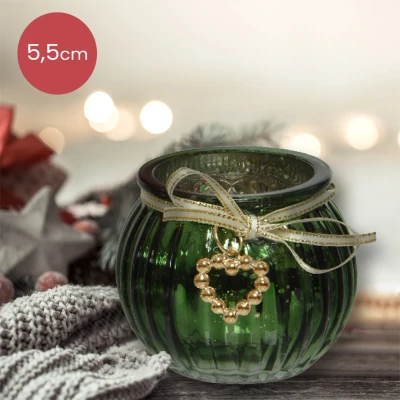 Afbeelding van Donker groene glazen waxinelichthouder met hartje Ø6,5 x 5,5 cm kerstdecoratie kerst luxe theelichthouder voor kaarsjes