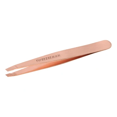 Afbeelding van Tweezerman Slant Tweezer Rose goud Pincet Beautytasting