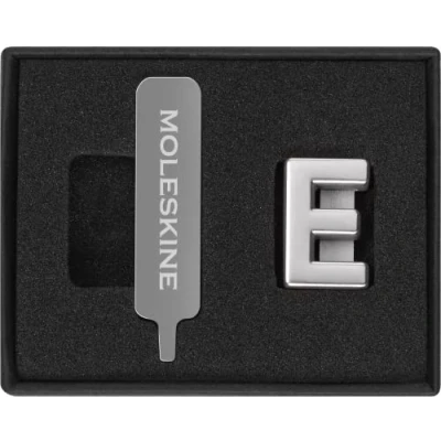 Afbeelding van Moleskine Pin voor Notebook of Planner Letter E, Pin, Pas de Elastische Sluiting aan, Speciaal Aangepast Gift, Kleur Zilver