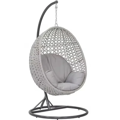 Afbeelding van Egg Hangstoel Melbourne Grijs Wicker Zwart Frame kussen Voor Binnen en Buiten tot 150kg