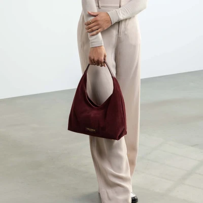 Afbeelding van Isabel Bernard Honoré Grace mini donker bordeaux suède handtas voor dames