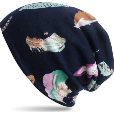 Afbeelding van Zachte chemomuts beanie veren print kleur blauw maat one size