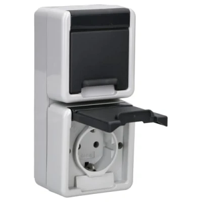 Afbeelding van Gira wandcontactdoos 2 voudig opbouw spatwaterdicht IP44 verticaal compleet met onderbak