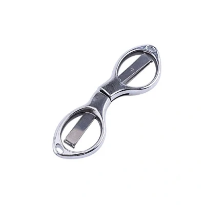 Afbeelding van Mini Opvouwbare Roestvrijstalen Knipschaar Met Glassess Schaargat Sleutelhanger Voor Reizen/School/Kantoor/Hobby/Thuis/Kamperen/Handwerk 2,00 WattW, 1,00 VoltV (Zilver)