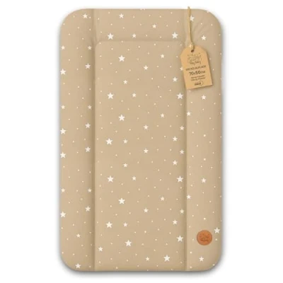 Afbeelding van Afwasbare en waterdichte Verschoonmat 70x50 cm voor op het verschoningsmeubel, verschoningselement, commode of wasmachine Beige met witte sterren