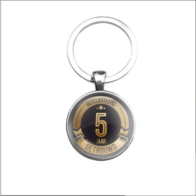 Afbeelding van Sleutelhanger Glas Gefeliciteerd 5 Jaar Getrouwd