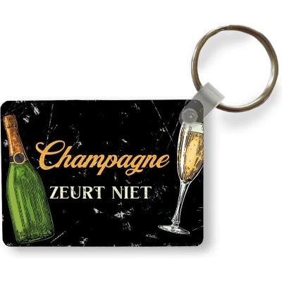 Afbeelding van Sleutelhanger Champagne Fles Zwart Uitdeelcadeautjes Plastic Vaderdag cadeau Geschenk Cadeautje voor hem Tip Mannen