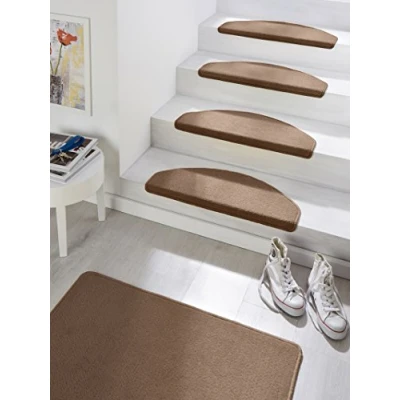 Afbeelding van Halfe Trapmat cy 15 Stuks 23x65 cm Bruin 123vloerkleed.nl is de online webshop voor vloerkleden en woonaccessoires.