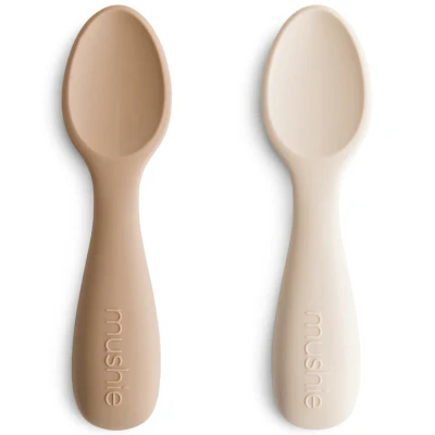 Afbeelding van Mushie siliconen kinderlepels natural shifting sand 2st