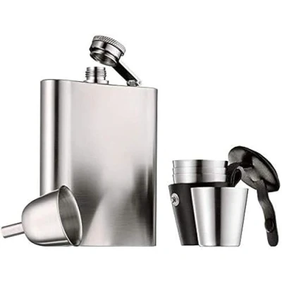 Afbeelding van WMF Manhattan Flachmann set, 6 delig, 200 ml 20 cl, met trechter, stamper in leren etui, Cromargan roestvrij staal gematteerd, 13 x 10 cm, cadeau idee