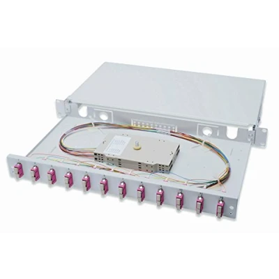 Afbeelding van DIGITUS glasvezel lasdoos 12 koppelingen SC OM4 1U 19 inch multi mode duplex met splicecassette rack montage