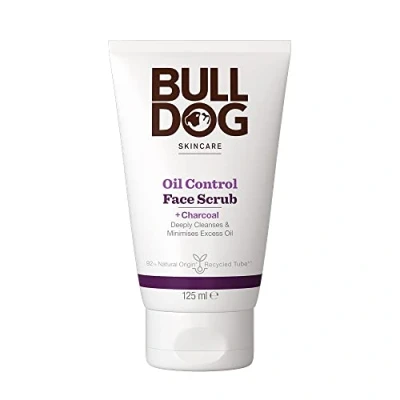 Afbeelding van BULLDOG SKINCARE Oil Control Face scrub voor mannen Exfoliërende houtskool 125 ml