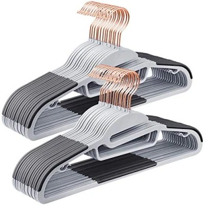Afbeelding van SONGMICS 30 stuks kleerhangers van kunststof, hoogwaardige met S vorm, antislip en ruimtebesparend, 0,5 cm dik, 41,5 lang, 360 graden draaibare haak in roségoud, grijs CRP43G30