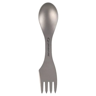 Afbeelding van Lifeventure Superlight Titanium Spork met gekartelde snijrand, ideaal voor kamperen of reizen, zilver
