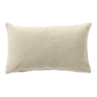 Afbeelding van JULIO Buitenkussen 30x50 cm waterafstotend en uv bestendig Marshmallow wit