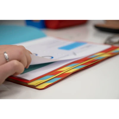Afbeelding van Exacompta Ref. 54245E 1 Sorteermap met vaste rug en elastosluiting Omslag in bedrukte glanskarton binnenin gerecycleerd karton 12 vakken formaat 24,5x 32 cm voor A4 Kleur: rood