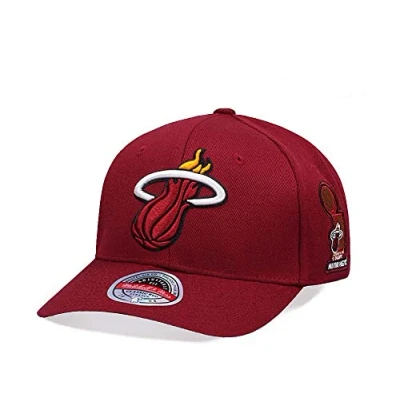 Afbeelding van Mitchell &amp; Ness NBA Champions Classic Red Snapback Cap, Miami Heat, Rood, One size