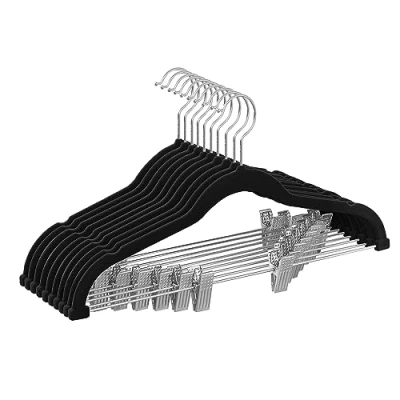 Afbeelding van Kleiderbügel Samt 10er Set mit verstellbaren Clips schwarz