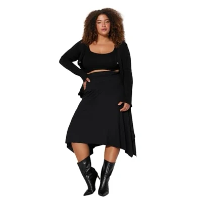 Afbeelding van Trendyol Zwarte Asymmetrische Gebreide Rok In Grote Maten Tbbss22Et0253