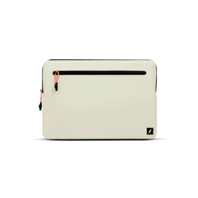 Afbeelding van Native Union Ultralight Sleeve Duurzaam, Lichtgewicht, Duurzaam Gemaakt van 100% gerecycled ripstop stof Compatibel met MacBook Pro 14&quot; (2021 en later) Zandsteen