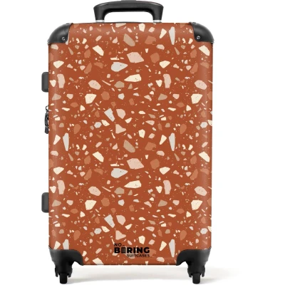 Afbeelding van NoBoringSuitcases.com Grote koffer Terrazzo patroon veelkleurig terracotta Kinderkoffer geschikt voor jongen en meisjes Reiskoffer met 4 wielen Trolley op wieltjes Rolkoffer groot kinderen 72 liter Ruimbagage valies 20kg