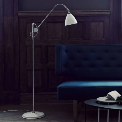Afbeelding van GUBI Bestlite BL3 vloerlamp Ø16cm, chroom/wit