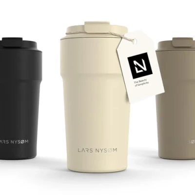 Afbeelding van LARS NYSØM &#039;Bevægelse&#039; Thermos Coffee Mug to go 500ml BPA vrij met Isolatie Lekvrije Roestvrijstalen Thermosbeker Buttercream