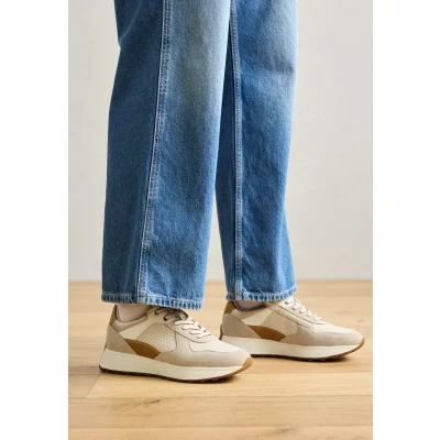 Afbeelding van Geox Amabel Sneakers laag, Dames, Maat: 39, Papyrus/light taupe Leer en imitatieleer