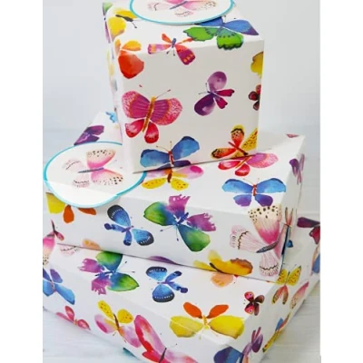 Afbeelding van Inpakpapier 12366A &quot;Butterflies&quot; cadeauverpakking met 2 vellen en labels, plasticvrij volledig recyclebaar, meerkleurig