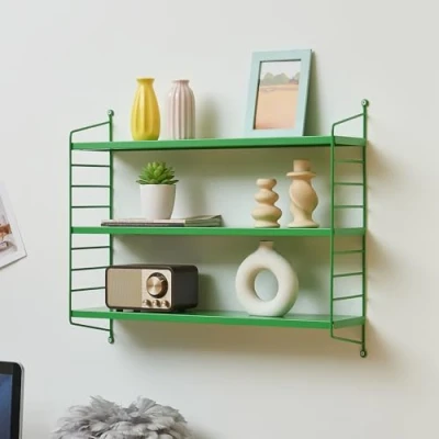 Afbeelding van Wandrek Strängnäs met 3 planken staal appelgroen 50x60x15 cm [en.casa]