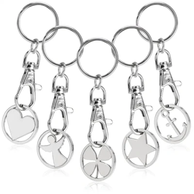 Afbeelding van COM FOUR® 5x sleutelhangers van metaal met karabijnhaak en winkelwagenchip, afneembare winkelchip als geluksbrenger voor de sleutelbos (05 stuks symbolen)