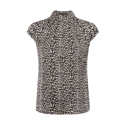 Afbeelding van comma top met panterprint en open detail beige/ zwart
