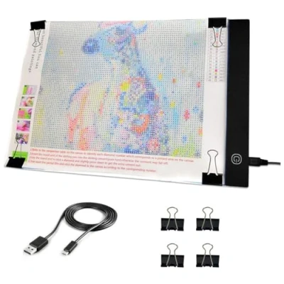 Afbeelding van JUSONEY A4 Led lichtpad, diamond painting accessoires, instelbare helderheid, lichtdoos, ultra slim tekenblok met USB kabel, standaard en clips, ideaal voor painting, tekenen schetsen