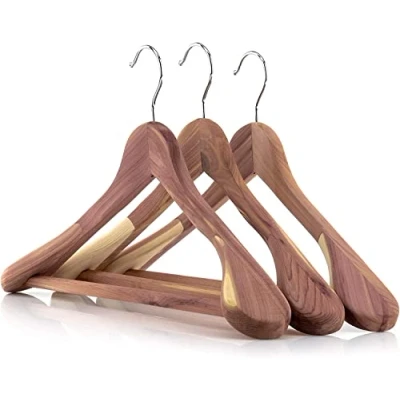 Afbeelding van HANGERWORLD 3 Ceder Hout 45Cm Pak Kleding Jas Kledingstuk Brede Einde Hangers Met Antislip Ridged Broek Bar