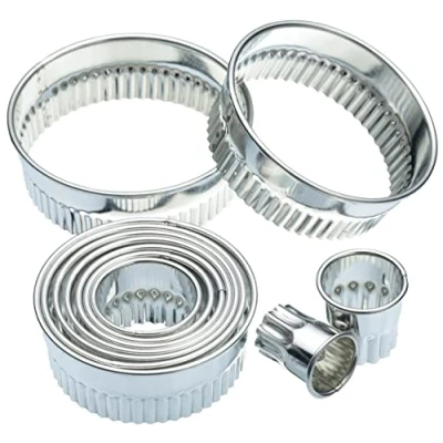 Afbeelding van Set van 11 uitstekers geschulpte cirkel / rond Kitchen Craft
