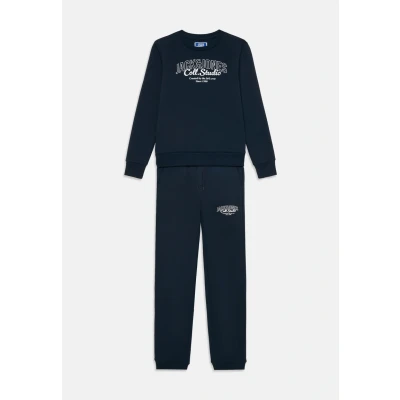 Afbeelding van Jack &amp; Jones Makoto Joggingpak Junior