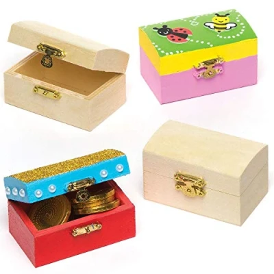 Afbeelding van Baker Ross ET127 Mini houten sieradendoosje schatkisten, creatieve kunst en ambachten voor kinderen (pak van 4), 8 cm x 5