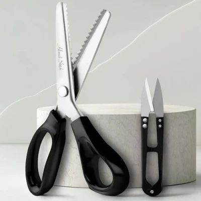 Afbeelding van Handi Stitch Kartel Schaar met Knipper 22,86cm Totale Lengte Zwart Handvat Zigzag Stoffen Vlijmscherpe Roestvrij Staal Kleermakers Voor Naaien, Kleermaken, Papier en Hobby
